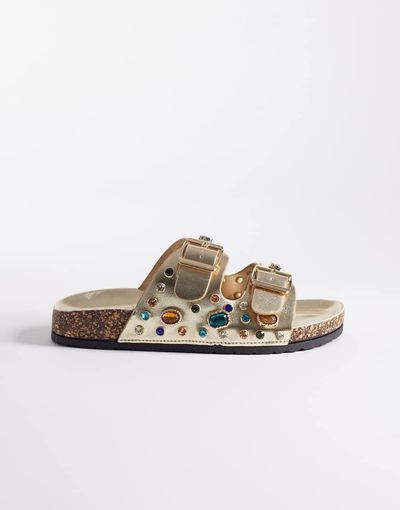 AZALEA WANG Azalea Wang Bayleaves embellished flat sandals in gold