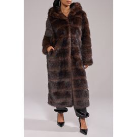 AZALEA WANG AZALEA WANG Emmera Faux Fur Coat
