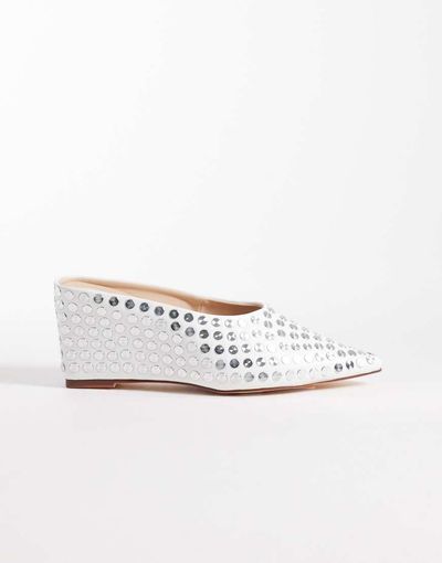 AZALEA WANG Azalea Wang Neiza wedge mules with studs in white