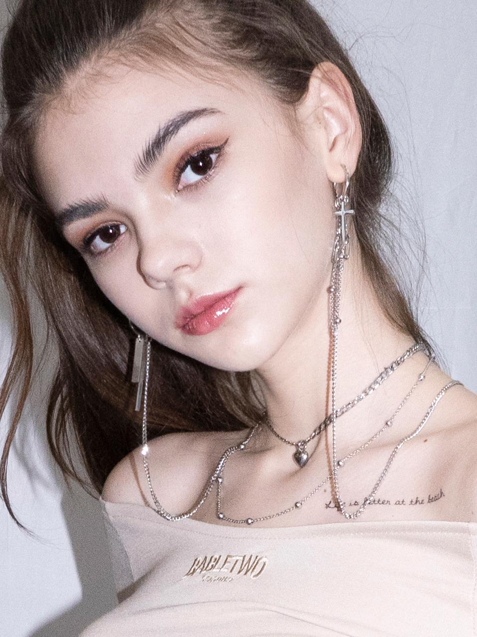 b able two Cord Chain Earring (SURGICAL)