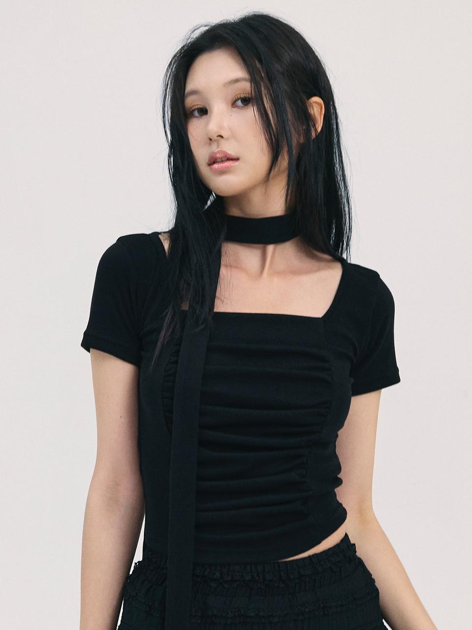 b able two noa scarf top-black
