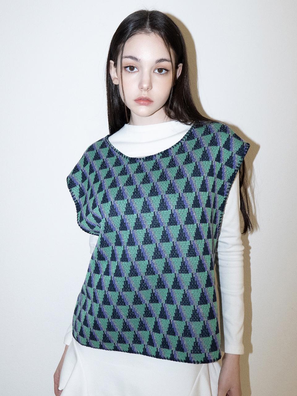 b able two Suid Knit Vest (GREEN)