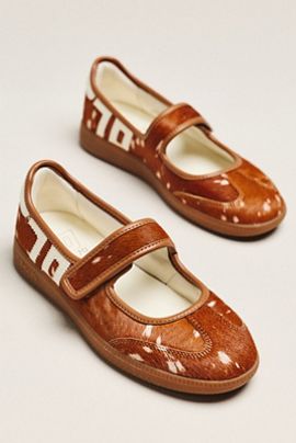 Back 70 Aya Animal Mary Jane Sneakers