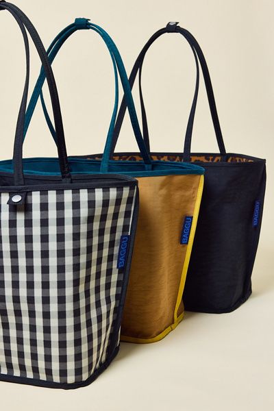 BAGGU BAGGU Large Nylon Reverse Tote Bag in Black Mix, Women's at Urban Outfitters