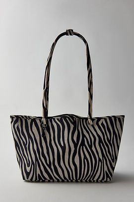 BAGGU BAGGU Medium Nylon Reverse Tote Bag in Leopard Mix, Women's at Urban Outfitters
