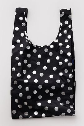 BAGGU BAGGU Metallic Big Baggu Reusable Tote Bag in Silver Metallic Polka Dot at Urban Outfitters