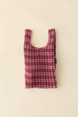 BAGGU BAGGU Pleated Baggu Reusable Tote Bag in Azalea Pink Tartan at Urban Outfitters