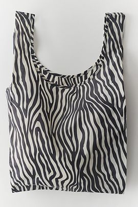 BAGGU BAGGU UO Exclusive Zebra Standard Reusable Tote Bag in Zebra at Urban Outfitters