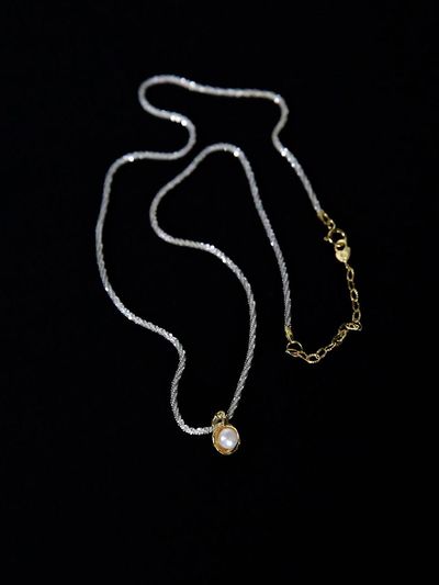 Baked Alaska Two-tone Shell Motif Pearl Necklace