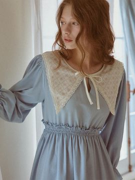 BALCONY in SUITE [4555 - BCFHO] Violet dress Blue