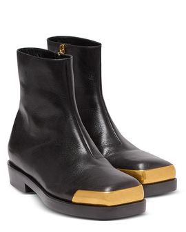 Balmain Balmain Men's Textured Square-Toe Boots