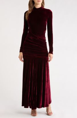 Bardot Bardot Korina Long Sleeve Velvet Gown