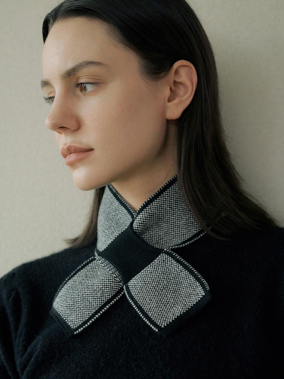 BB’DE SOLI’DE classic mini cross scarf (2color)