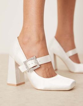 Be Mine Be Mine Bridal Neilina block heel Mary Janes in ivory-White