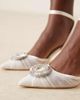 Be Mine Be Mine Bridal Zoha embellished kitten heeled shoes in ivory-White - 4