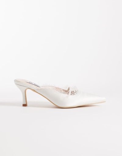 Be Mine Be Mine Sabrina kitten heel mules in ivory lace-White