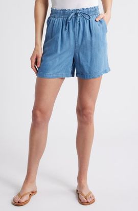 beachlunchlounge beachlunchlounge Tiney Tie Waist Chambray Shorts