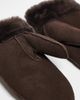 Becksondergaard Becksondergaard doa shearling gloves in chocolate brown - 2