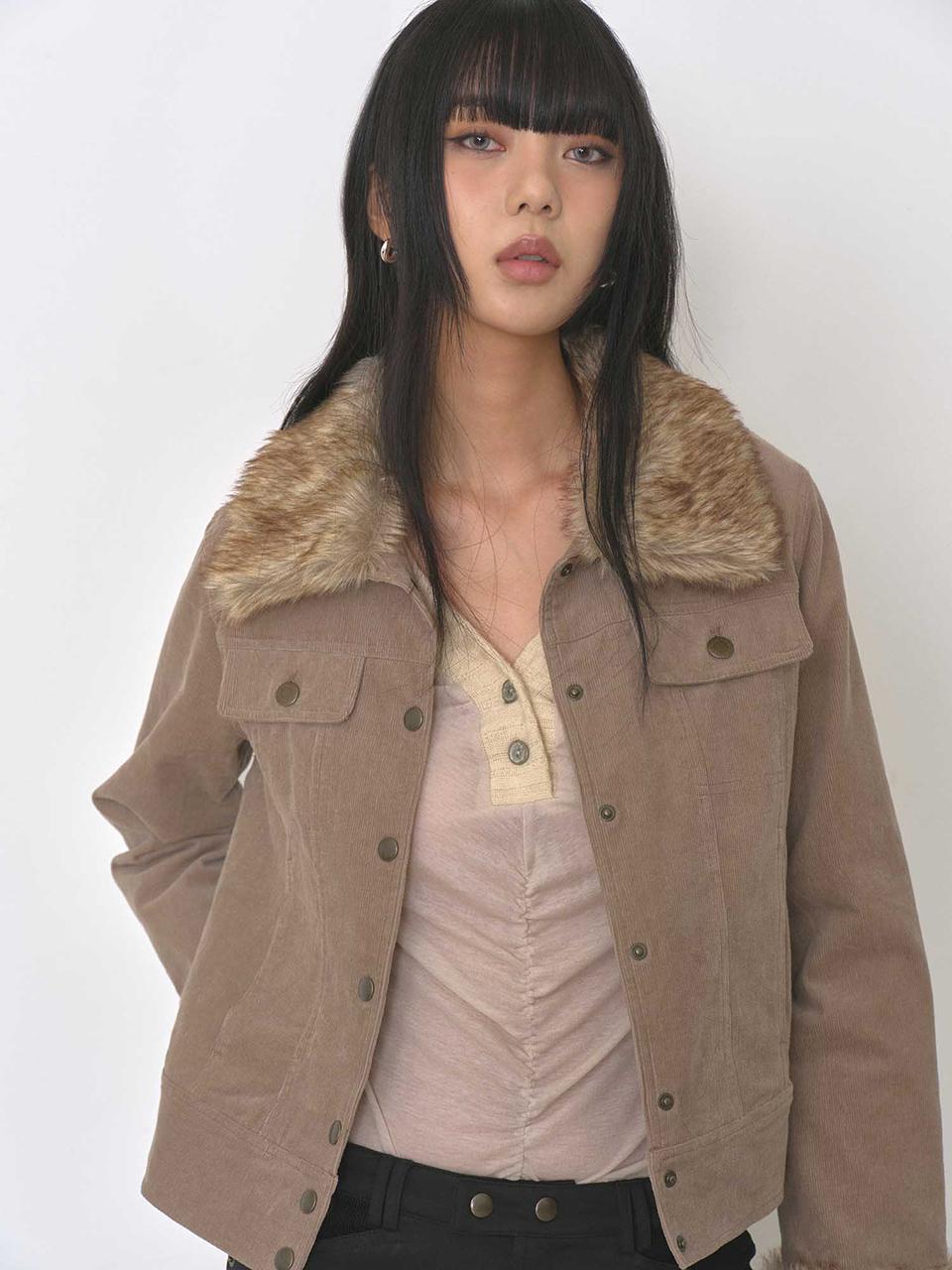 BEDEVIL Detachable Fur Collar Corduroy Blazer [Beige]