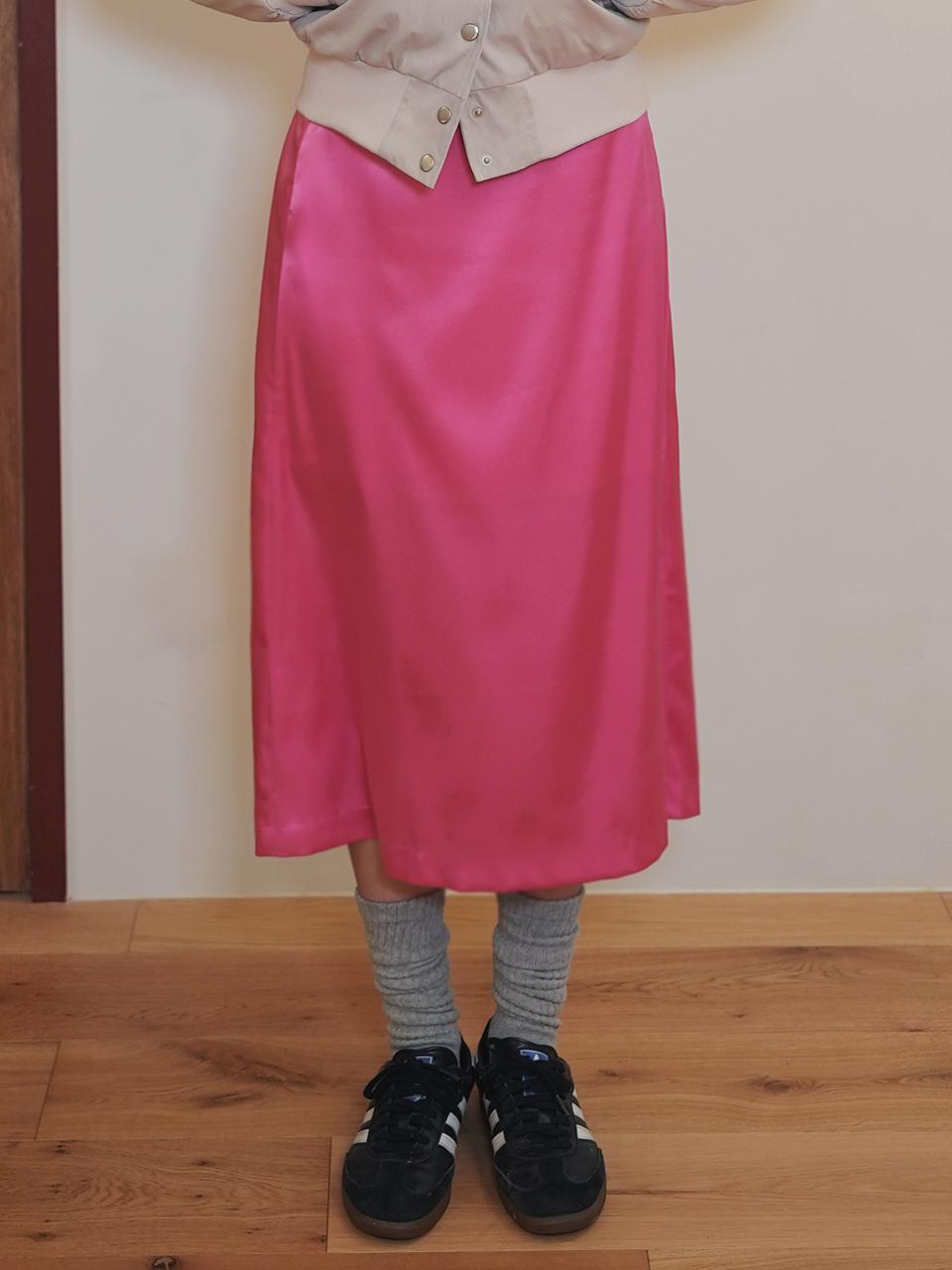 beirut Mermaid Satin Skirt [Fushia]