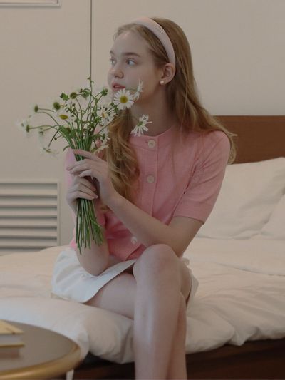 beirut Suburb Girl Half Sleeve Cardigan (Peony)