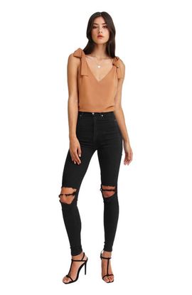 Belle & Bloom Belle & Bloom Feel For You V-Neck Top