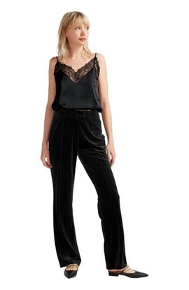 Belle & Bloom Belle & Bloom Reverie Velvet Pant