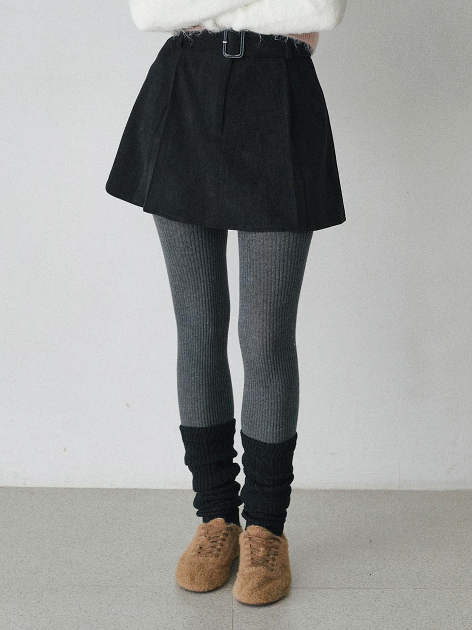 BELLOL Corduroy Pleated A-line Mini Skirt [BLACK]