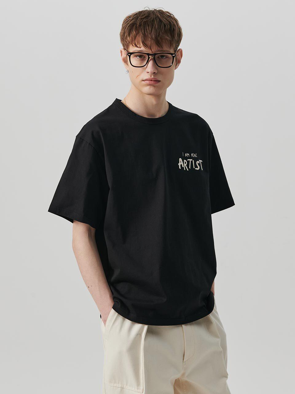 beyondcloset Artist Logo Stitch 16s Cotton Short Sleeve T-shirt [Black]