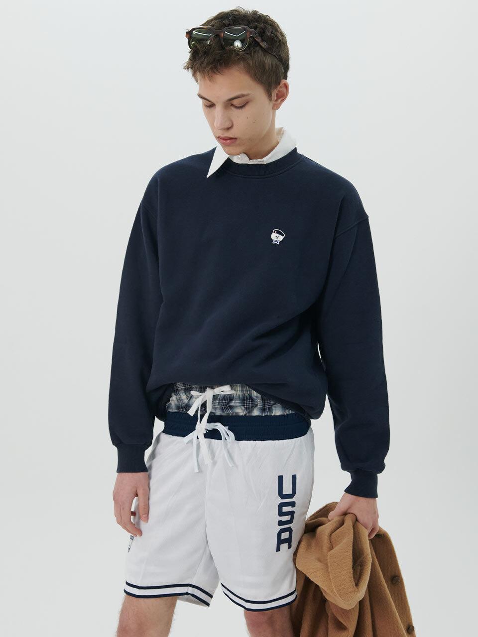 beyondcloset Fleece-lined Parisian Patch Sweatshirt [Navy]