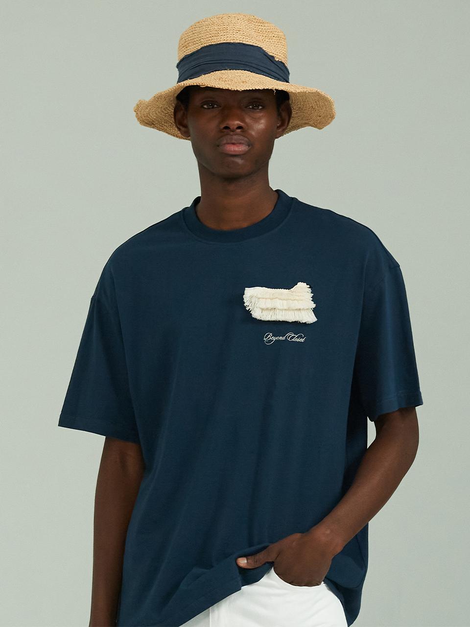 beyondcloset Hand Made Art Work Dog Detail T-shirt_Navy