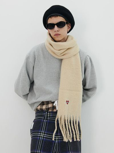 beyondcloset Nomantic Logo Brush Garment muffler beige
