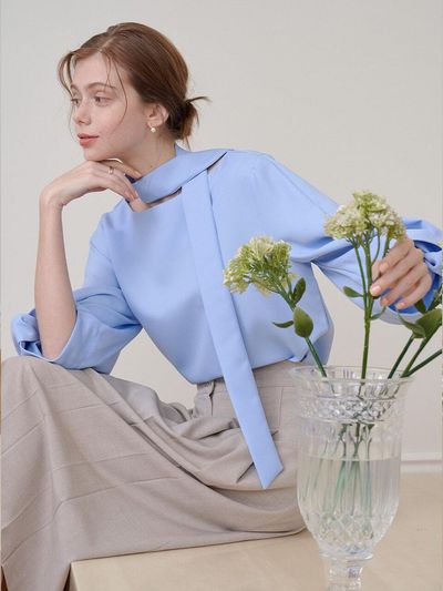 bibyseob Boat Neck Twisted Shirt - Blue