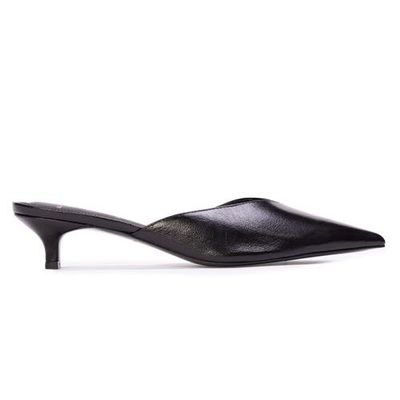 BLACK SUEDE STUDIO BLACK SUEDE STUDIO Sofia 35 Mule