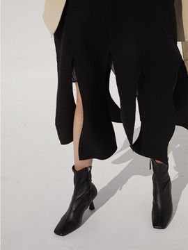 blanc sur blanc Anne Stretch Lamb Skin Boots Black