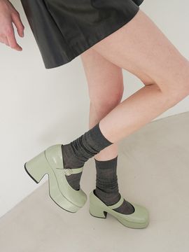 blanc sur blanc Arlo Platform Pumps_Mint Grey