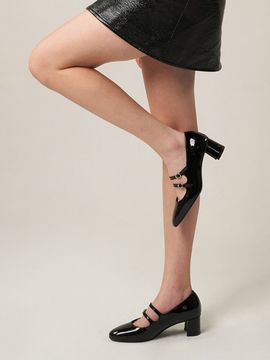 blanc sur blanc Carrie Mary Jane Pumps Black
