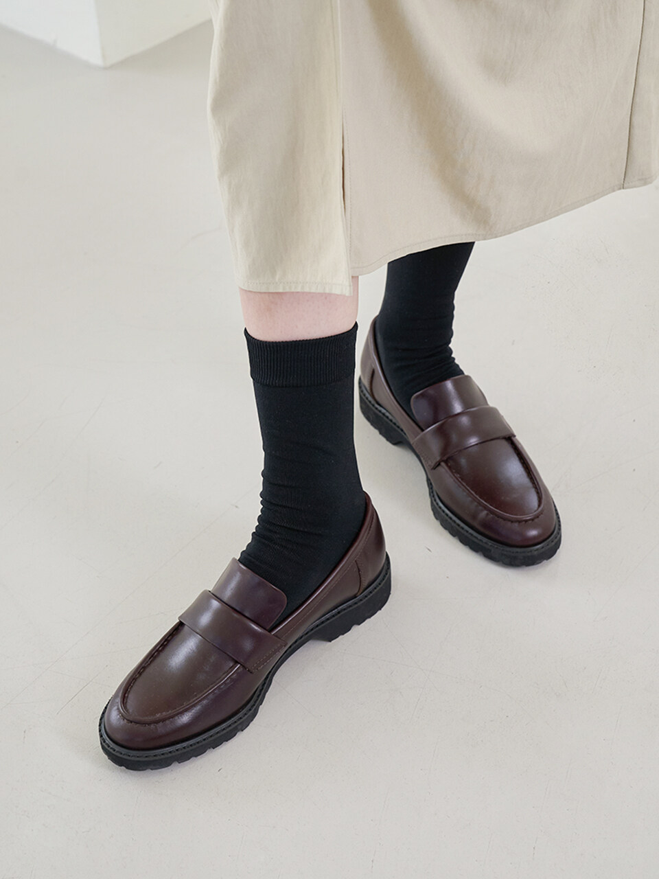 blanc sur blanc Harper Loafers Leather_Burgundy
