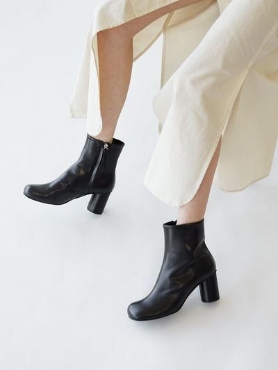 blanc sur blanc Luna Ankle Boots Leather Black 7cm