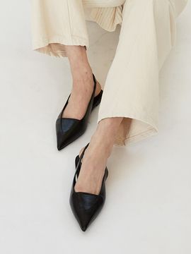 blanc sur blanc Nana Slingback Flats_Leather Black
