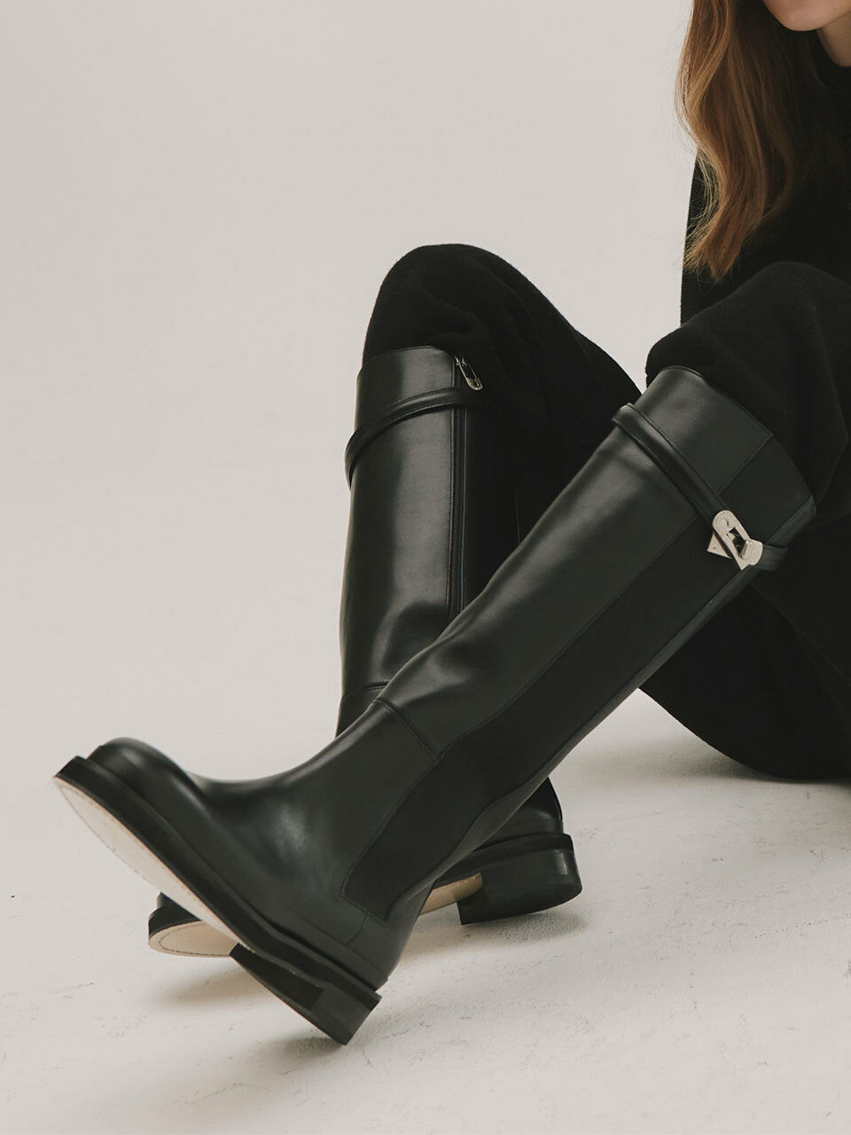 BLANC TOE Chelsea Long Boots - Black (B21F47)