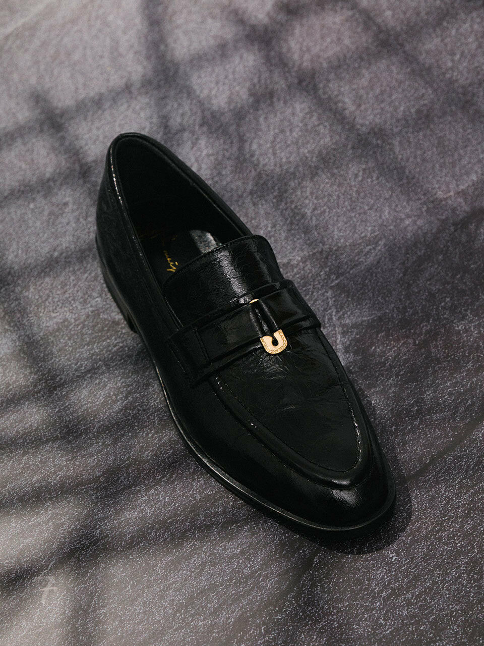 BLANC TOE Glossy Loafer_Black
