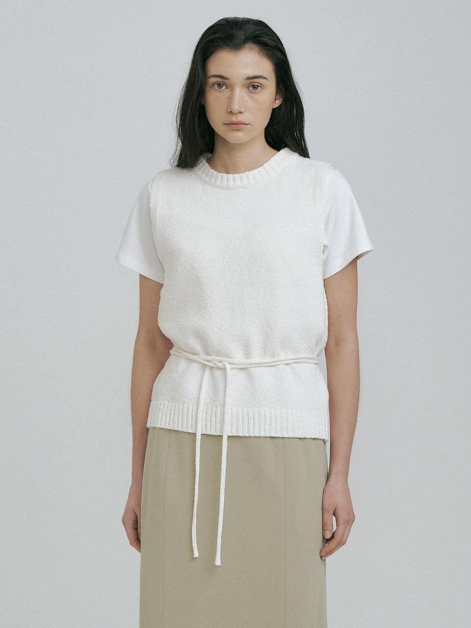 BLUE BRICK Strap Cotton Boucl Vest [Ivory]