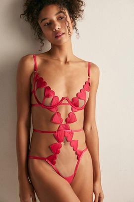 Bluebella Bluebella Gia Open Heart Wired Bodysuit