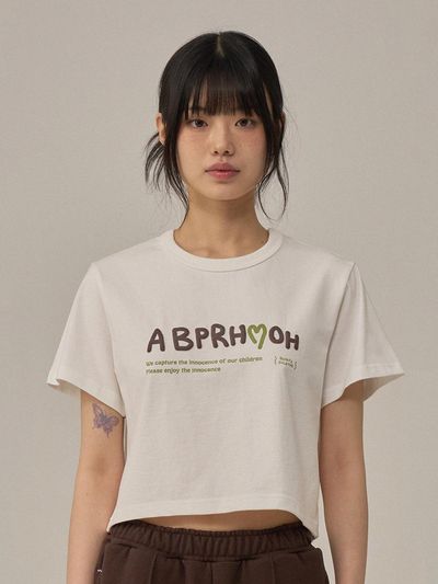 BONATS PALETTE Hand Writing Print Crop T-shirt [WHITE]