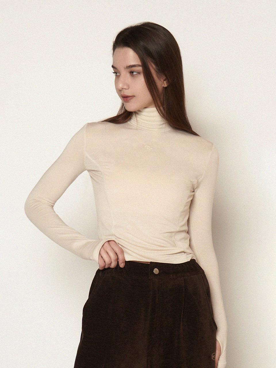 BONATS PALETTE Tencel Turtleneck Hand Warmer T-shirt [LIGHT BEIGE]