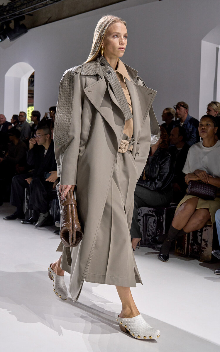 Bottega Veneta Bottega Veneta Cargo Cotton Midi Skirt Taupe IT 46