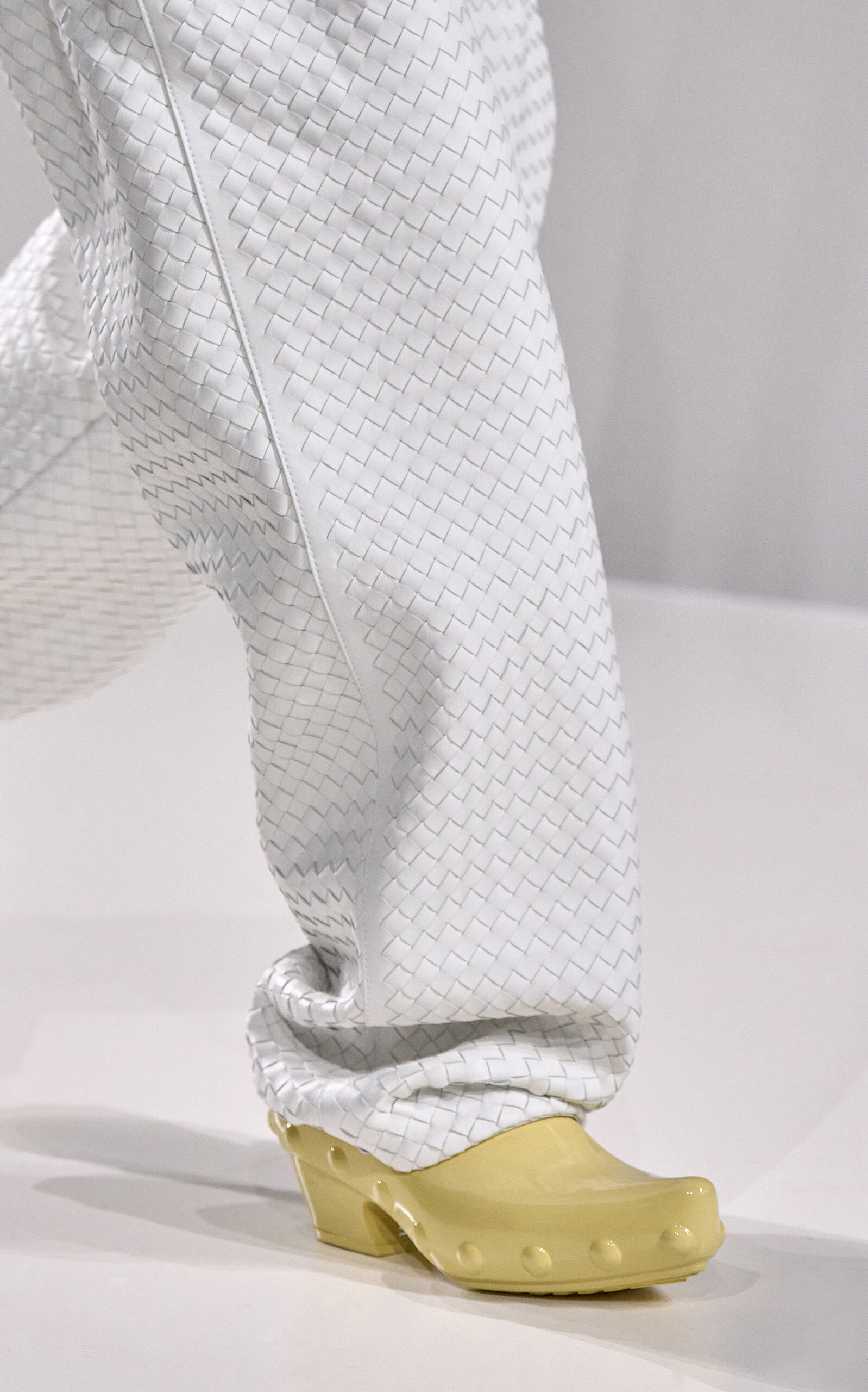 Bottega Veneta Bottega Veneta Gondola Mule Clog Pump Yellow IT 40