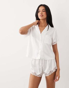 Boux Avenue Boux Avenue Bridal Amelia short sleeve camp collar shirt and shorts set in ivory-White