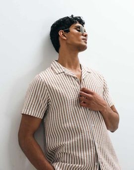 Brave Soul Brave Soul camp collar short sleeve shirt in ecru seersucker stripes-Neutral